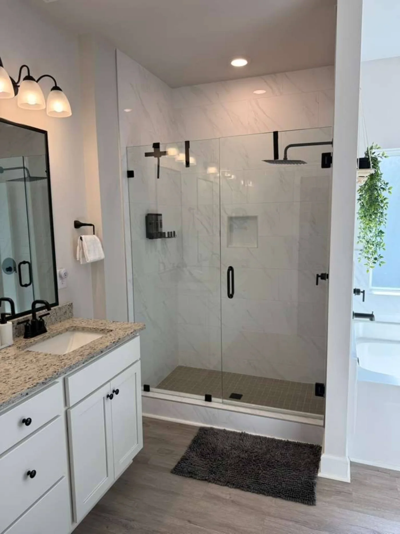 Baño con ducha de cristal